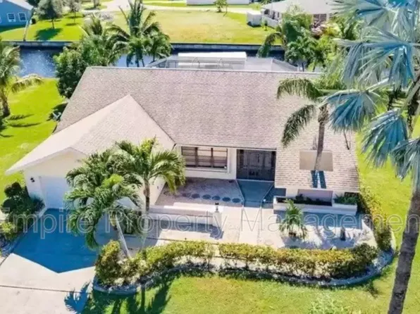 1214 SE 37th Ln, Cape Coral, FL 33904