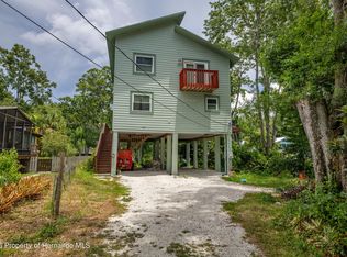 6360 Sebring St, Weeki Wachee, FL 34607