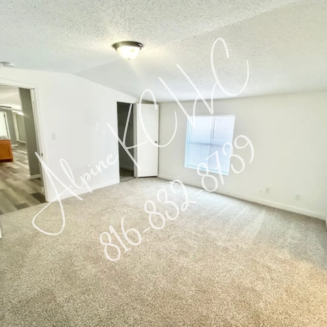 3 bed, 975 sqft, $1,175 — Photo 3