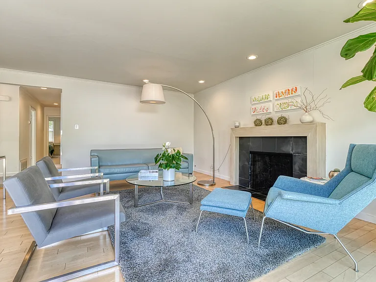 1704 San Anselmo Ave — Photo 32