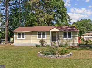 1069 Merritt Rd, Marietta, GA 30062