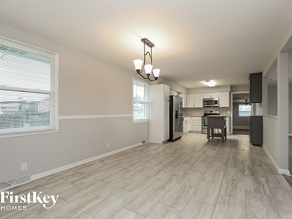 5th image of 159 Wessington Pl