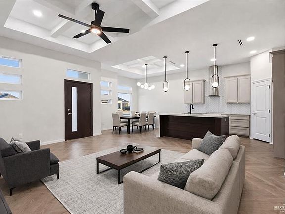 4th image of 2024 Trinity St