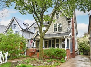 2834 N Hackett Ave, Milwaukee, WI 53211