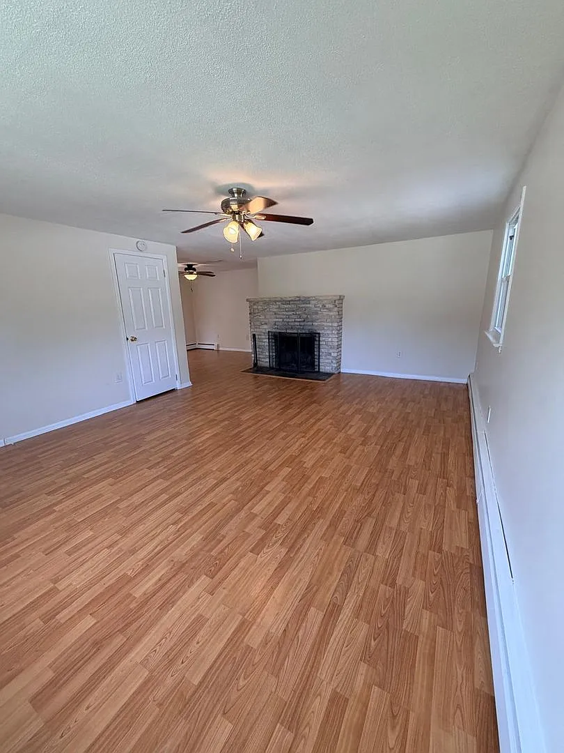 254 Admiral Ave — Photo 2