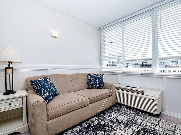 4th image of 3408 Haven Ave APT 211