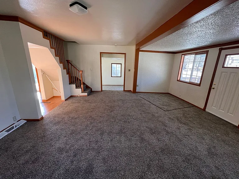 1216 Harrison Ave — Photo 5