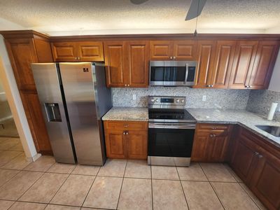 3951 Via Poinciana #215, Lake Worth, FL, 33467