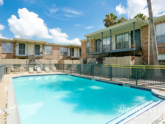 4th image of 2607 Lazy Hollow Dr #2181