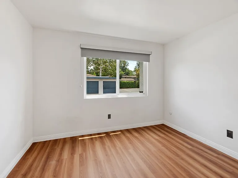 1494 Gustavo St #D — Photo 18