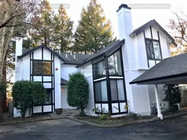 2745 Pine St APT B, Napa, CA 94558