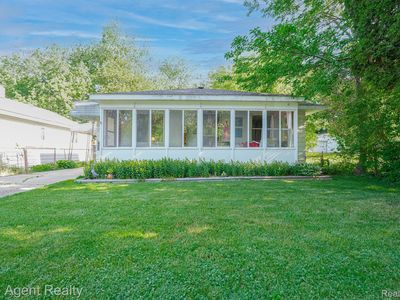 41 E Brooklyn Ave, Pontiac, MI, 48340