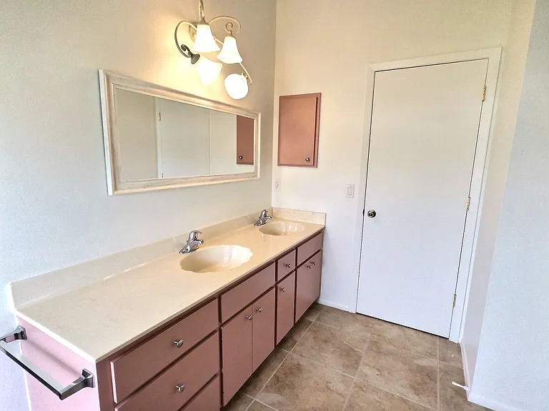 Double vanity