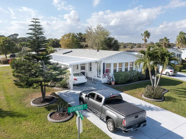 8529 Leadtree Court, Port St Lucie, FL 34952