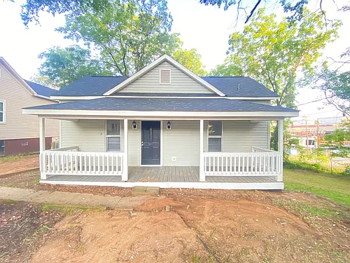 830 8th St Photo 1