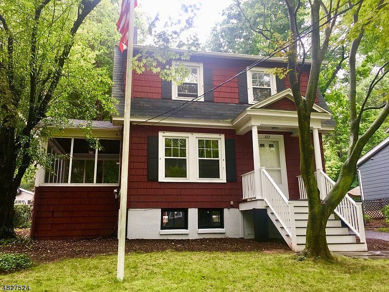 1st image of 327 Meadowbrook Ln