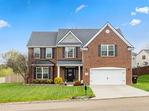 2058 Gusty Wind Ln, Knoxville, TN 37932