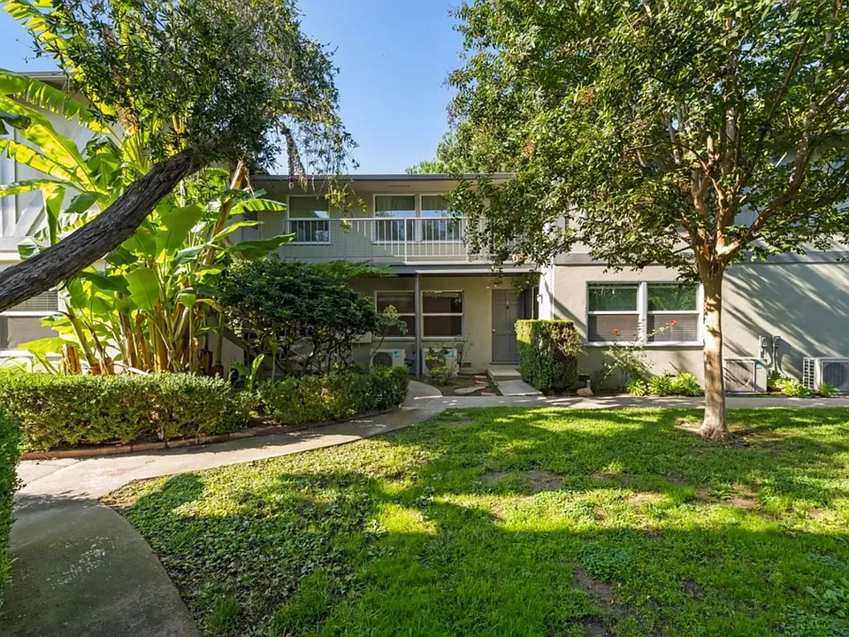 Charming 1 & 2 Bedrooms on the Chandler Bike Path