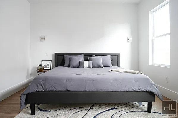 Rented by Highline Residential | media 38