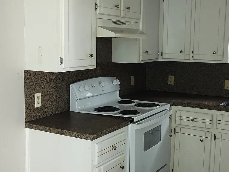 4804 SW K Ave — Photo 3