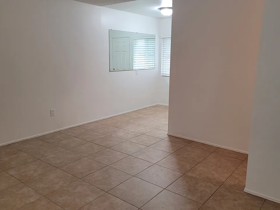 Family room. Looking from entrance.