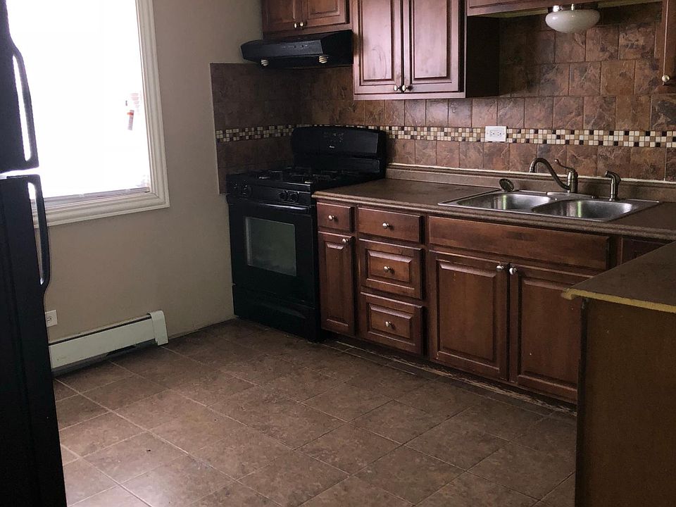 1st image of 8107 S Ellis Ave APT 1A