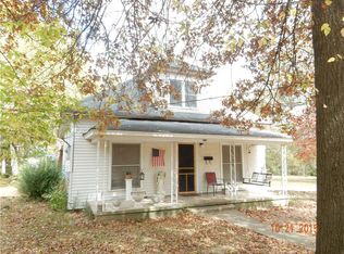 604 E Church Ave, Berryville, AR 72616