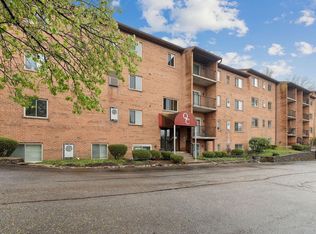 521 Martin Luther King Dr W Unit B-19, Cincinnati, OH 45220