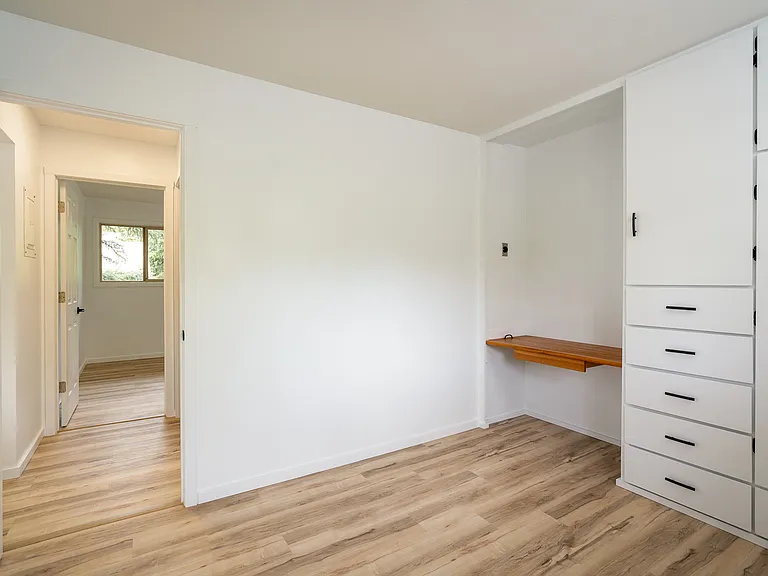 121 Pinewood Ln #B1 — Photo 11