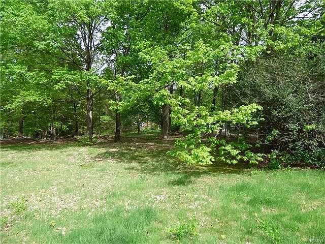 2nd image of 127 Toddy Hill Rd