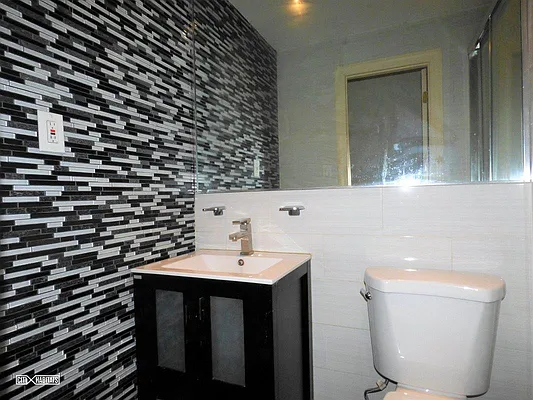 Rented by Citi Habitats | media 16