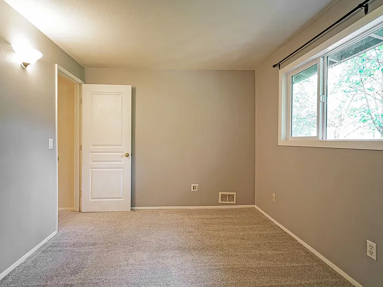 4226 SW Garden Home Rd — Photo 15