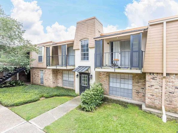 2100 College Dr APT 37, Baton Rouge, LA 70808