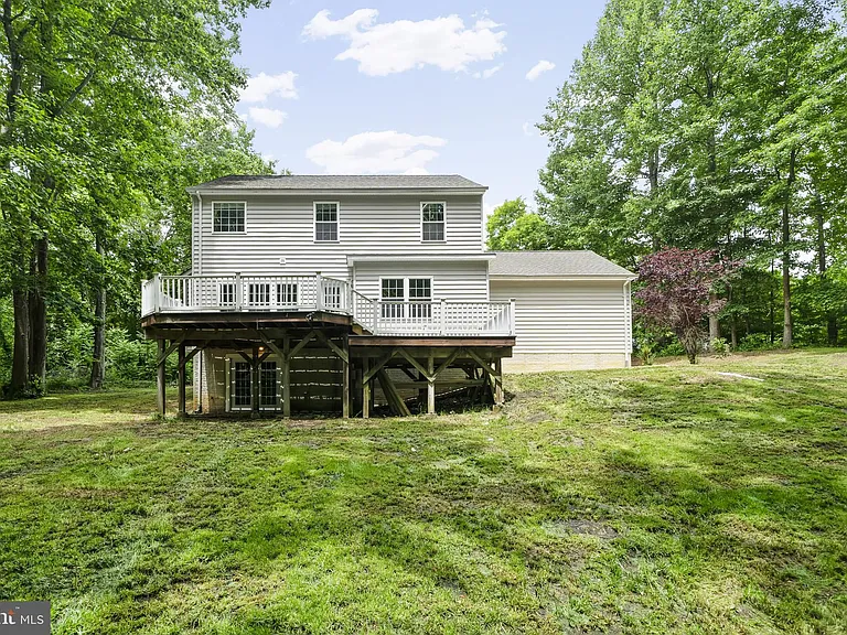 1525 Walters Ln — Photo 34