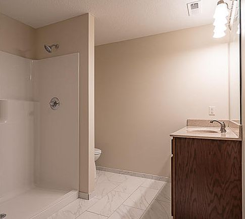 4th image of 3216 Anastasia Pl