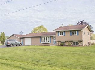 W254 Brown Deer Dr, Berlin, WI 54923