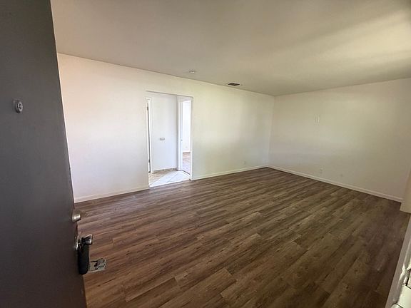2nd image of 2621-2633 29th Ave #2623