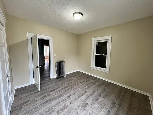 1475 Dwight St #2L Photo 1