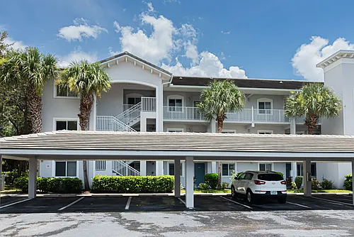 7811 Regal Heron Cir #302 Photo 1