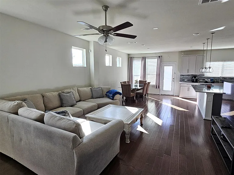 3234 Longleaf Meadows Dr — Photo 6