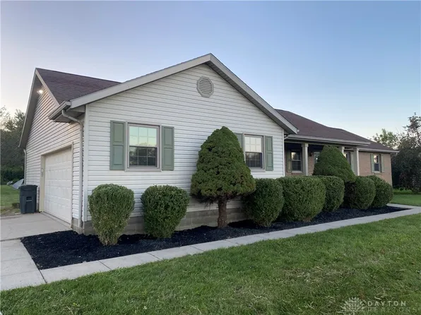 6995 Old Clifton Rd, Springfield, OH 45502