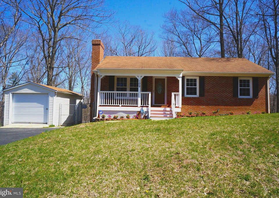 1st image of 109 Galaxie Dr