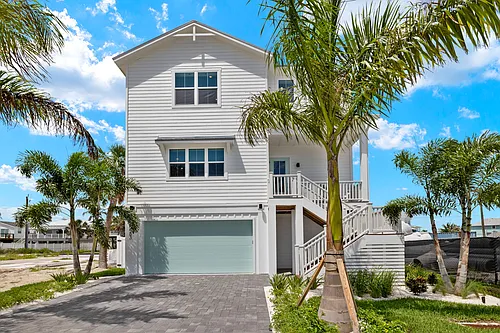 5583 Estero Blvd Photo 1