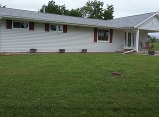 6541 Cedar Ln, Ellis Grove, IL 62241