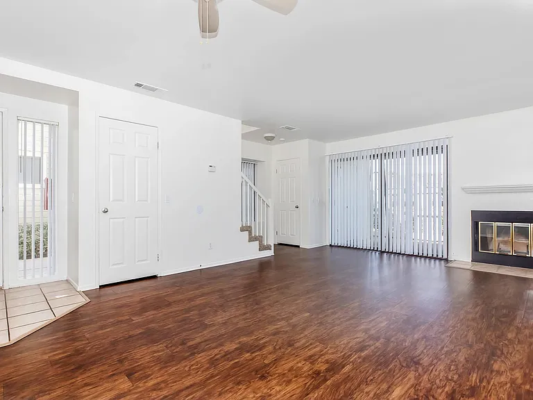 Parkview Terrace — Photo 103