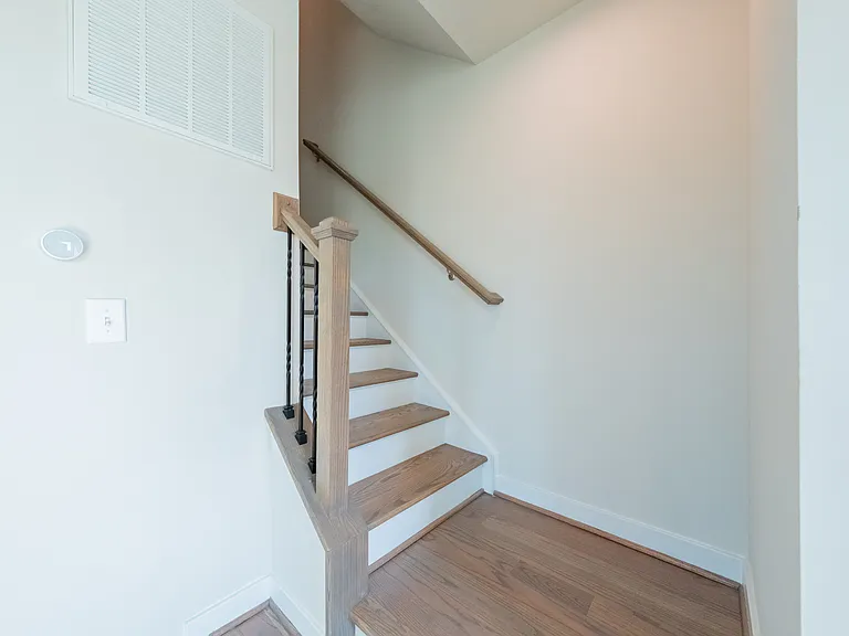 2024 Old Manchester St — Photo 15