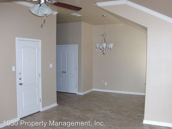 4th image of 5604 Settlers Ct APT B