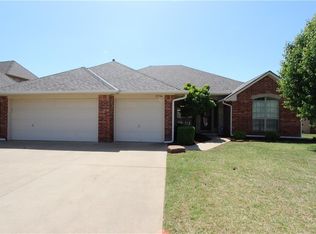 2736 NW 155th St, Edmond, OK 73013