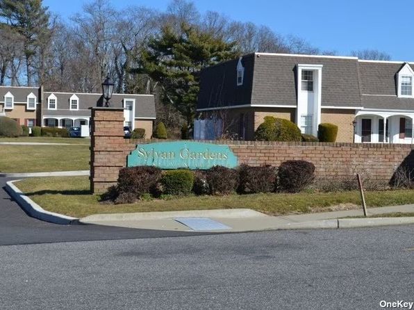 (undisclosed Address)