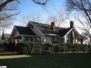 7 W Hillcrest Dr, Greenville, SC 29609
